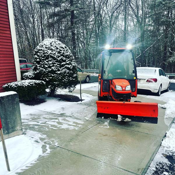 snow removal vehicle at work