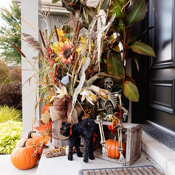 Halloween decoration behind the door's house